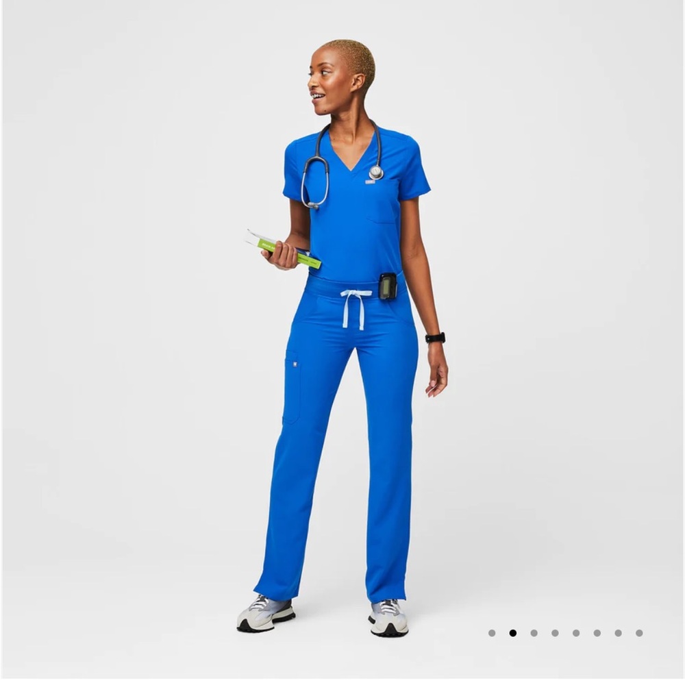 Royal blue figs scrub set